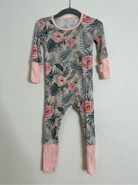 The Simple Seed Floral Print Pink and Green One-Piece Pajamas size 6-12 mos